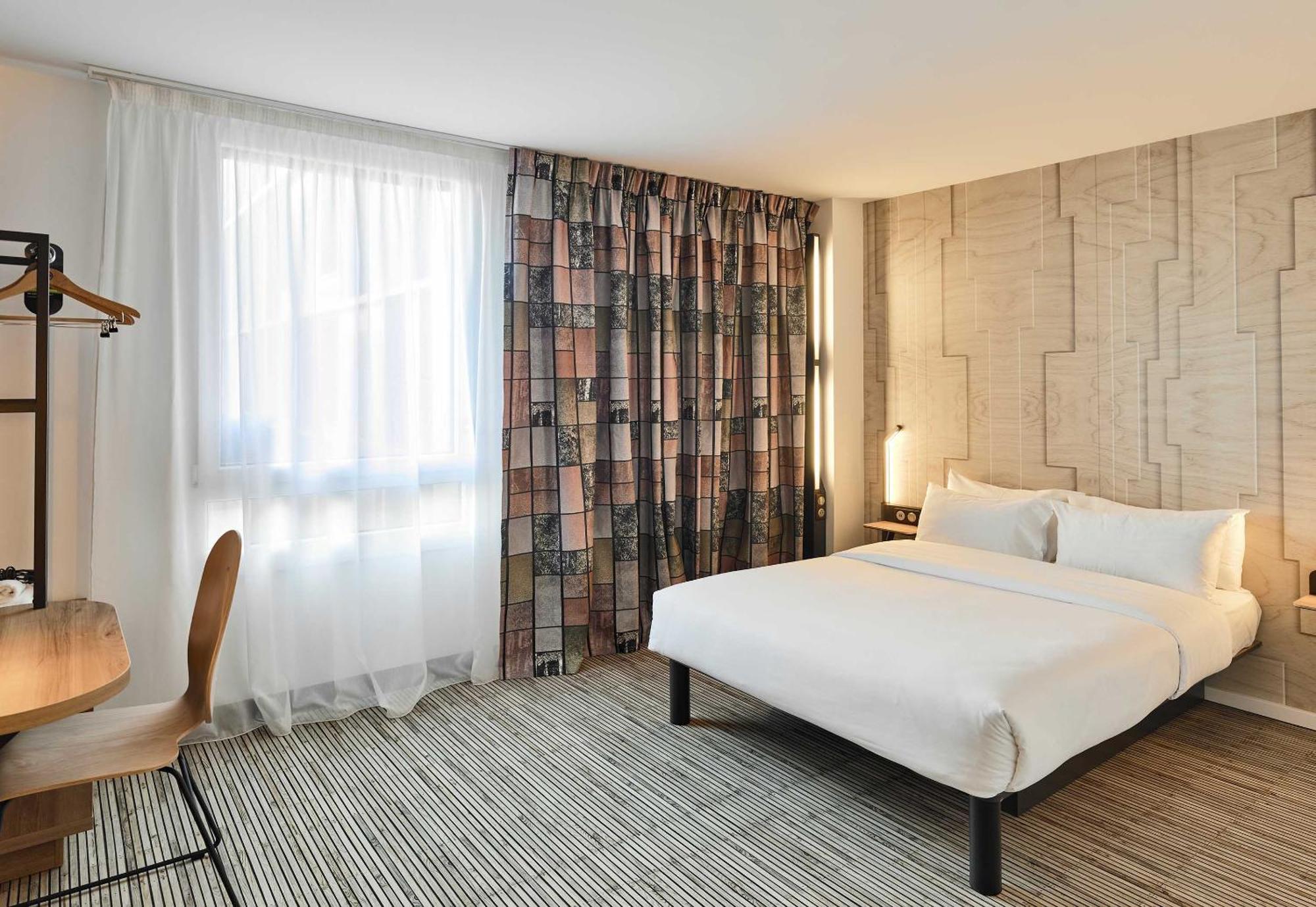 B&B Hotel Marne-La-Vallee Val D'Europe Серрі Екстер'єр фото