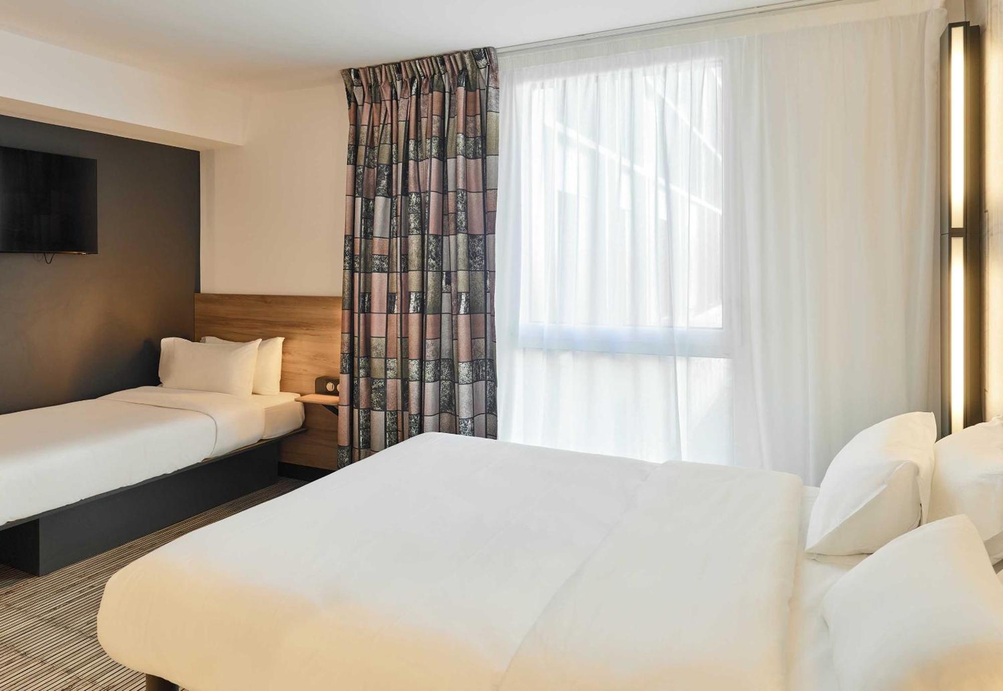 B&B Hotel Marne-La-Vallee Val D'Europe Серрі Екстер'єр фото