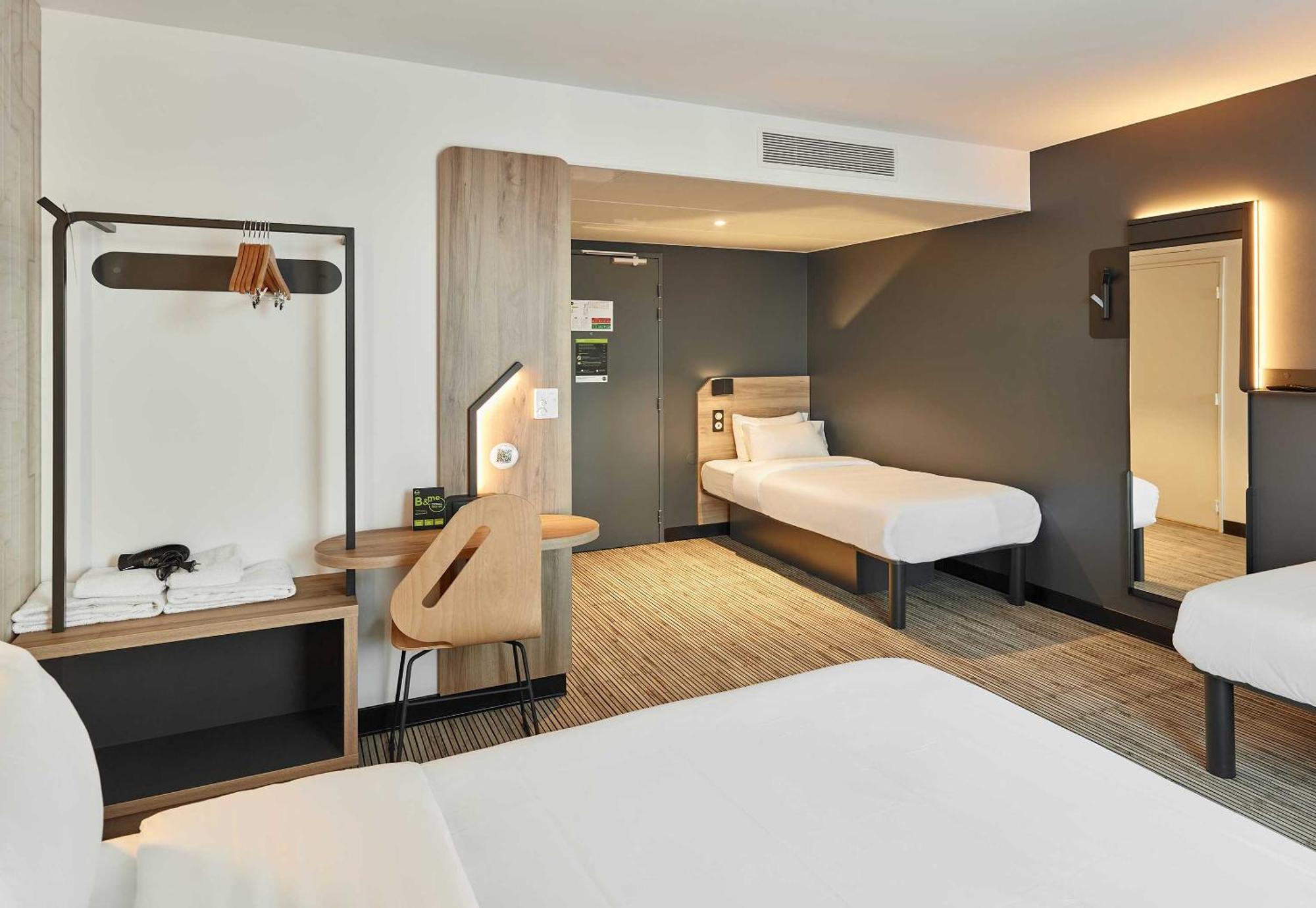 B&B Hotel Marne-La-Vallee Val D'Europe Серрі Екстер'єр фото